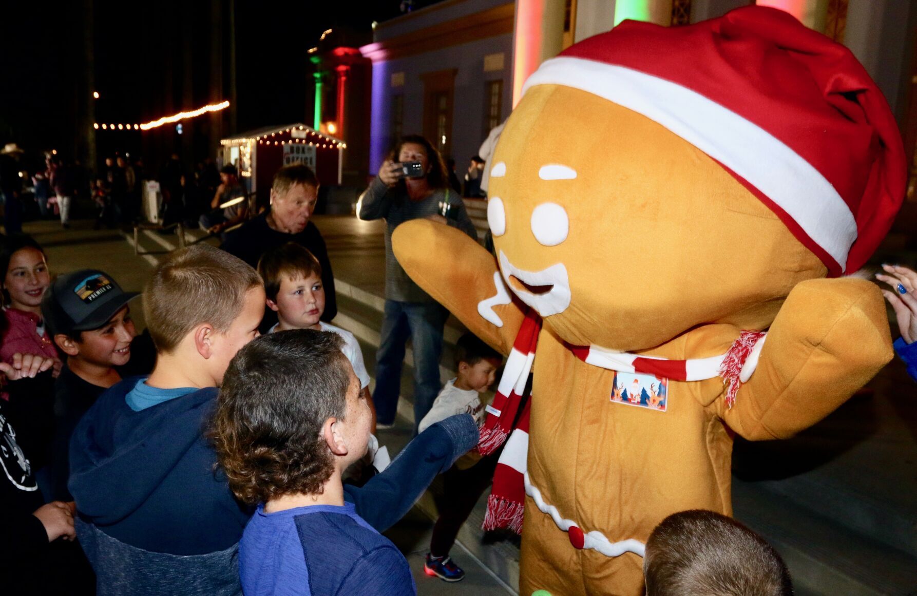 112122-han-photos-hanford-winter-wonderland-6